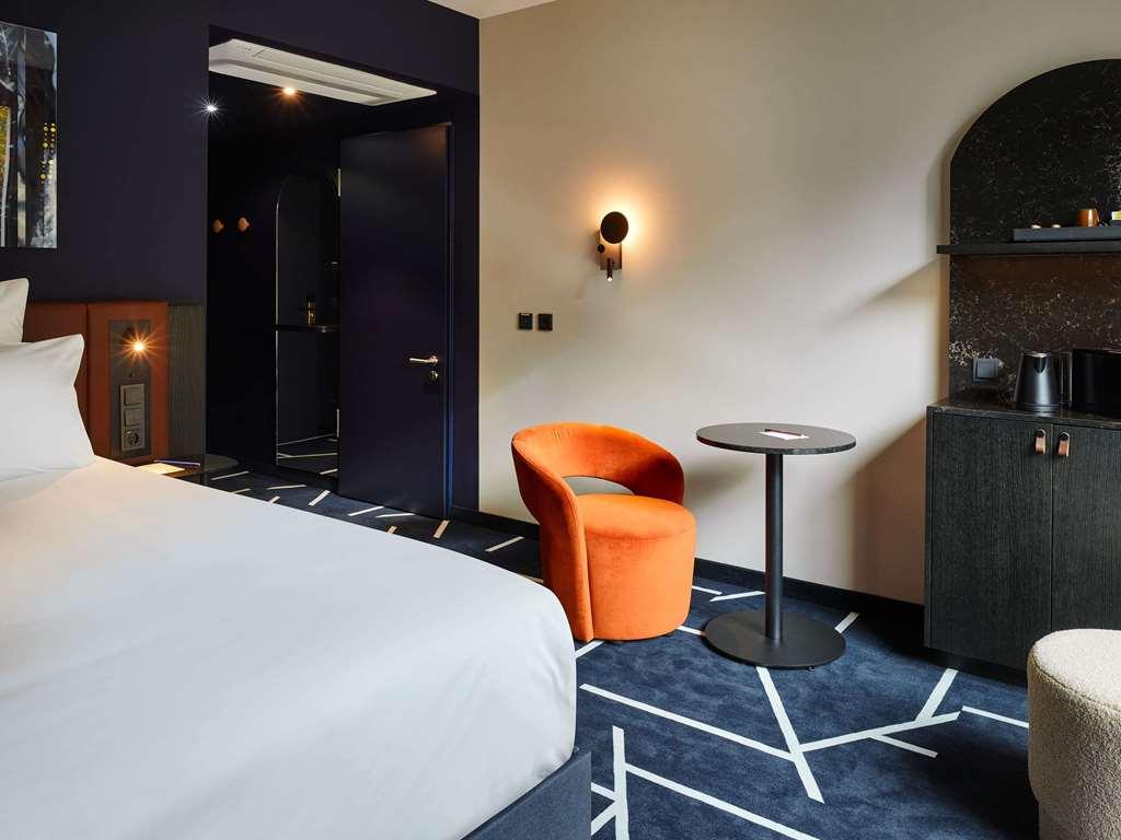 Hotel Tribe